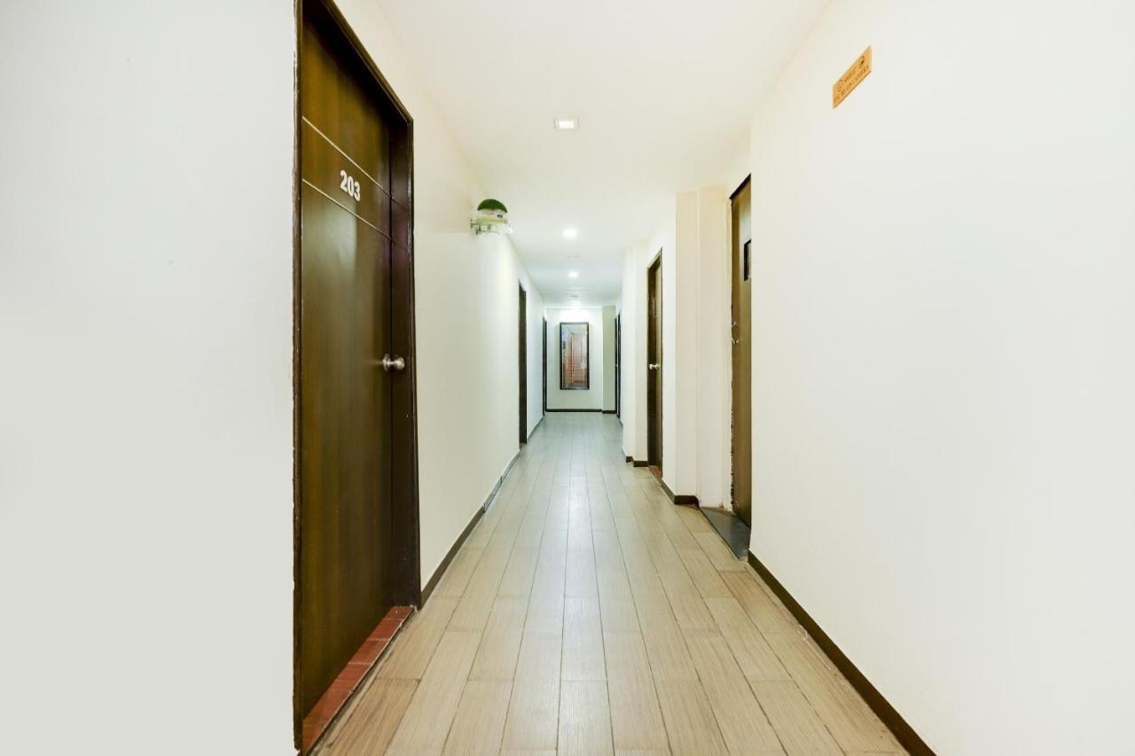 โอโย 74335 โฮเทล ทศ Hotel วาโดดารา ภายนอก รูปภาพ